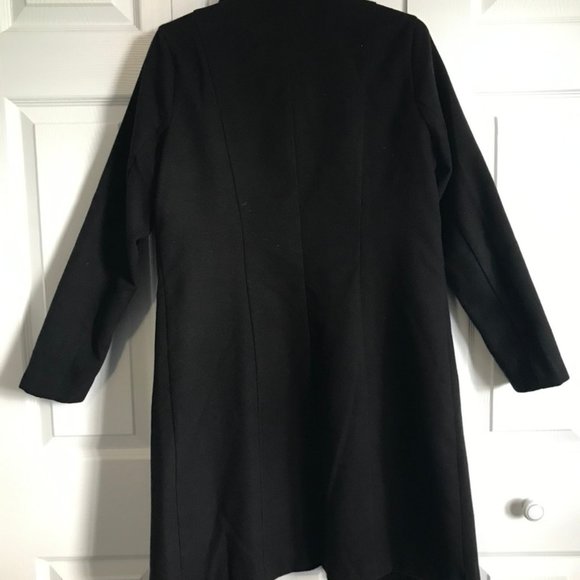 Long black coat - Picture 2 of 4
